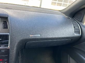 Audi Q7 4.2 picture 34