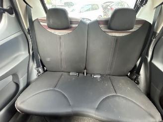 Citroën C1 1.0 12V Hatchback  Benzine 998cc 50kW (68pk) FWD 2005-06/2014-09 (PMCFA; PMCFB; PNCFA; PNCFB) 1KRFE; CFB; 384F; CFA picture 18