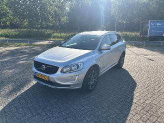 krockskadad bil auto Volvo Xc-60 2.0 D4 16V SUV  Diesel 1.969cc 140kW (190pk) FWD 2015-03/2017-02 (DZA8) D4204T14 2017/1