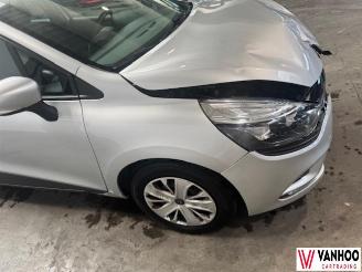 Renault Clio  picture 5