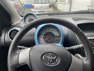 Toyota Aygo 1.0 airco picture 12