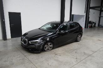 Avarii autoturisme BMW 1-serie SEDAN 2021/8