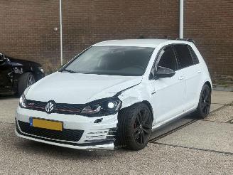 krockskadad bil auto Volkswagen Golf 2.0 TSI GTI Performance NAp!!!! 2014/1