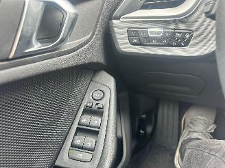 BMW 1-serie 1.5 116D picture 14