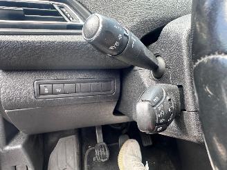 Peugeot 308 1.2 ALLURE picture 12