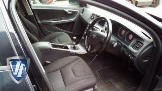 Volvo V-60 V60 I (FW/GW), Combi, 2010 / 2018 2.0 D3 20V picture 5